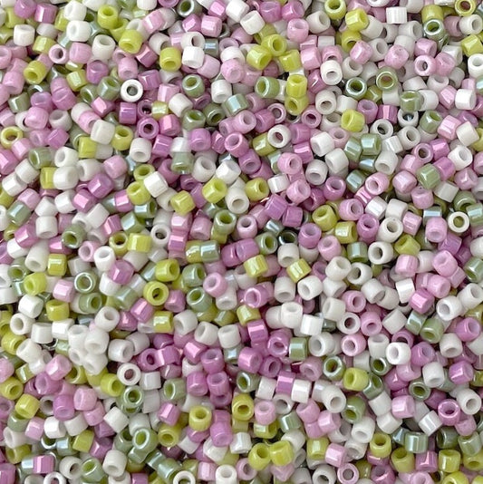 Antique Roses Mix DB-mix9024 Miyuki Delica 11/0 Japanese Cylinder Beads 10 grams
