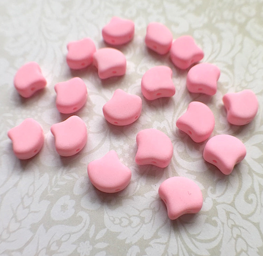 Bondeli Matte Soft Pink Ginko Duo Beads by Matubo - 10 grams