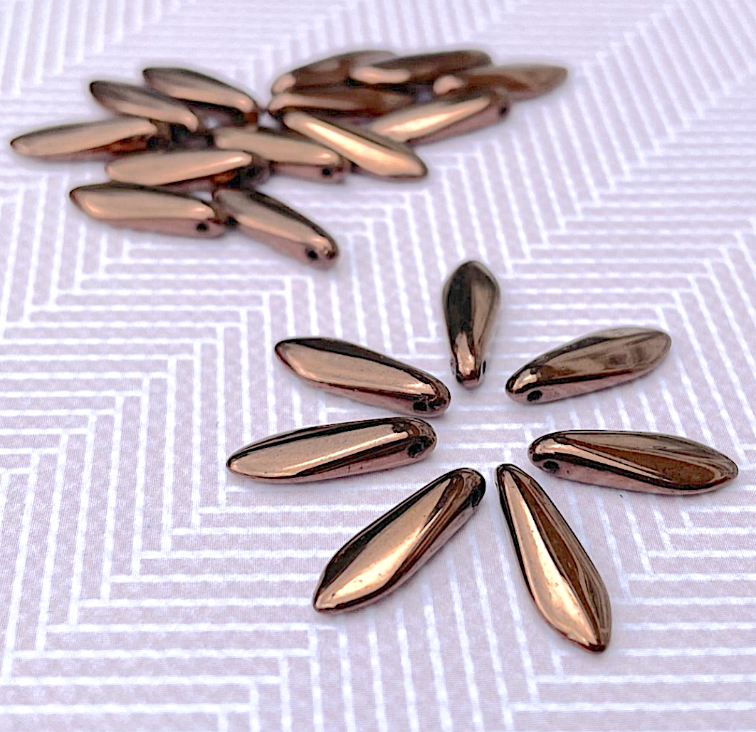 Bronze One Hole Dagger Beads - Pack of 20 Beads