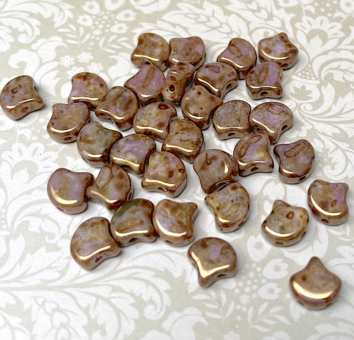 Chalk Senegal Brown Ginko Duo Beads by Matubo - 10 grams