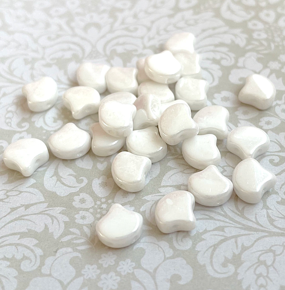 Chalk White Luster Ginko Duo Beads by Matubo - 10 grams