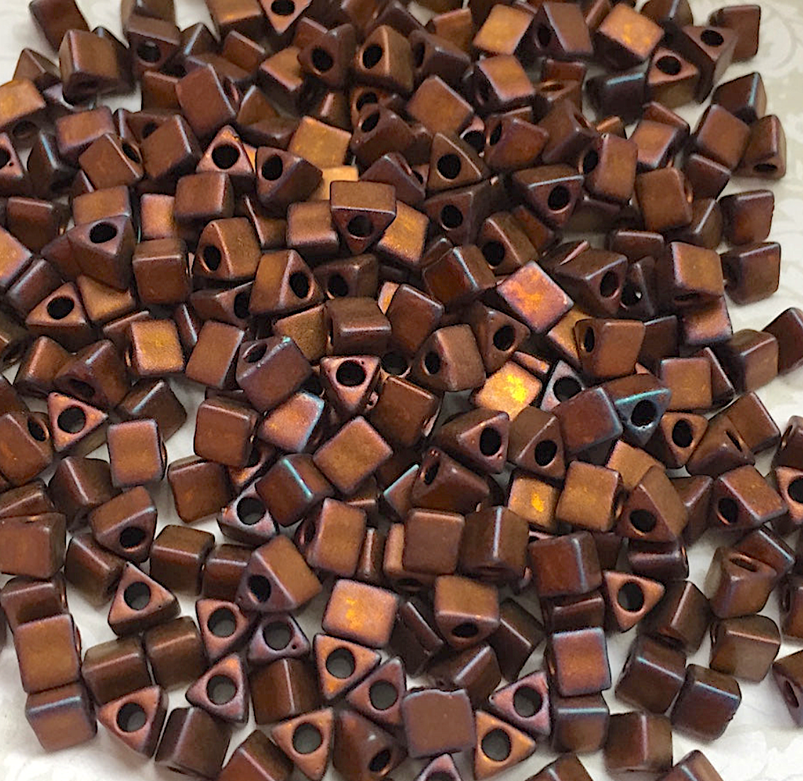 Matte Metallic Dark Raspberry 5/0 Sharp Triangle Beads STR5-2005 - 10 grams
