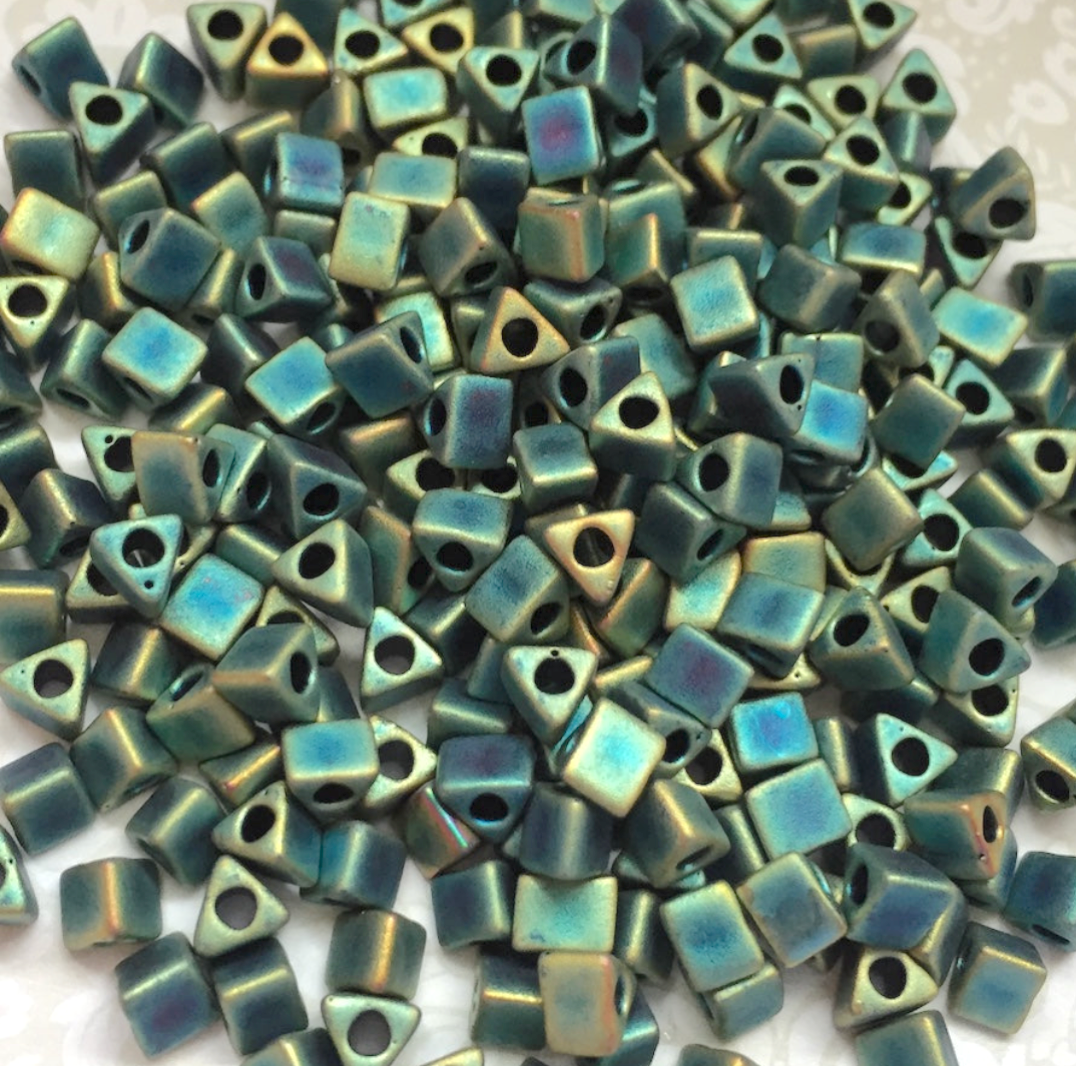 Matte Metallic Patina Iris 5/0 Sharp Triangle Beads STR5-2008 - 10 grams
