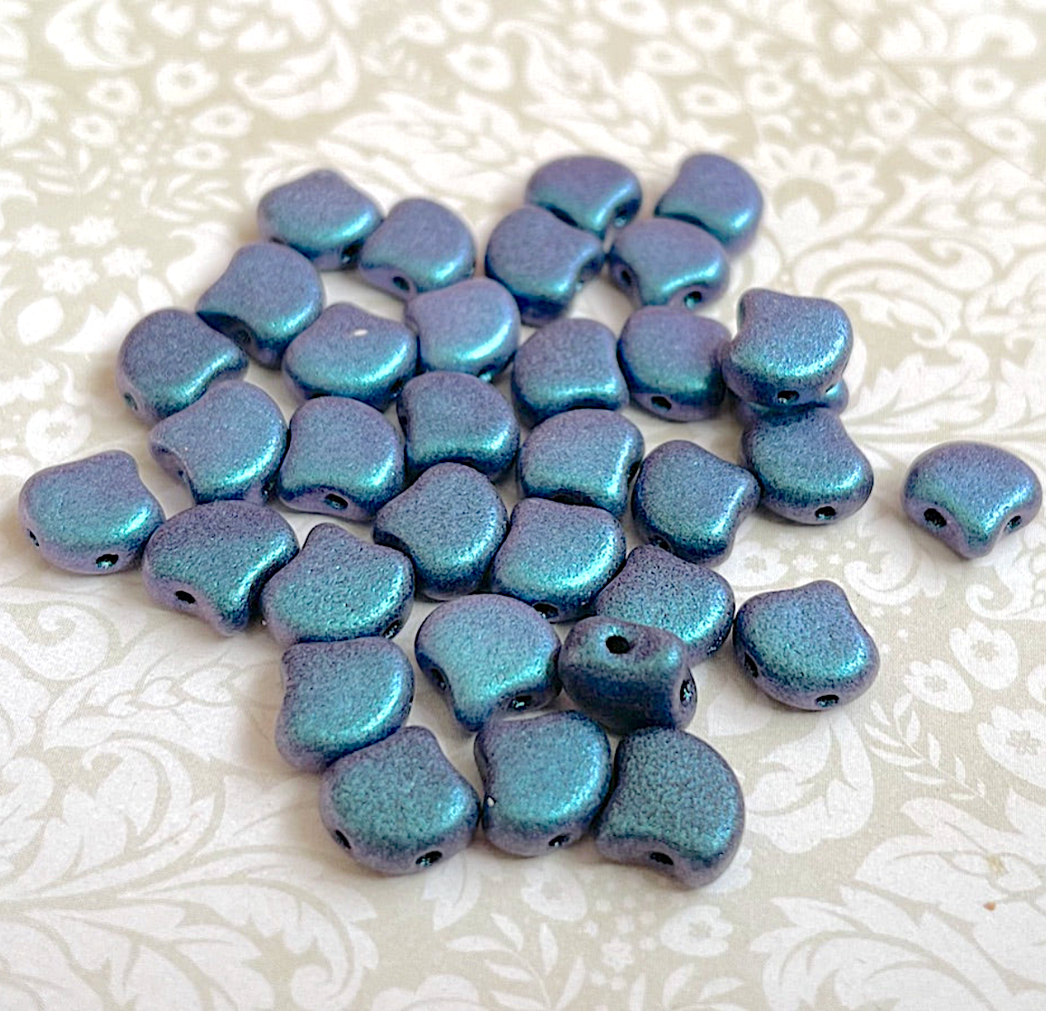 Polychrome Blueberry Ginko Duo Beads by Matubo - 10 grams