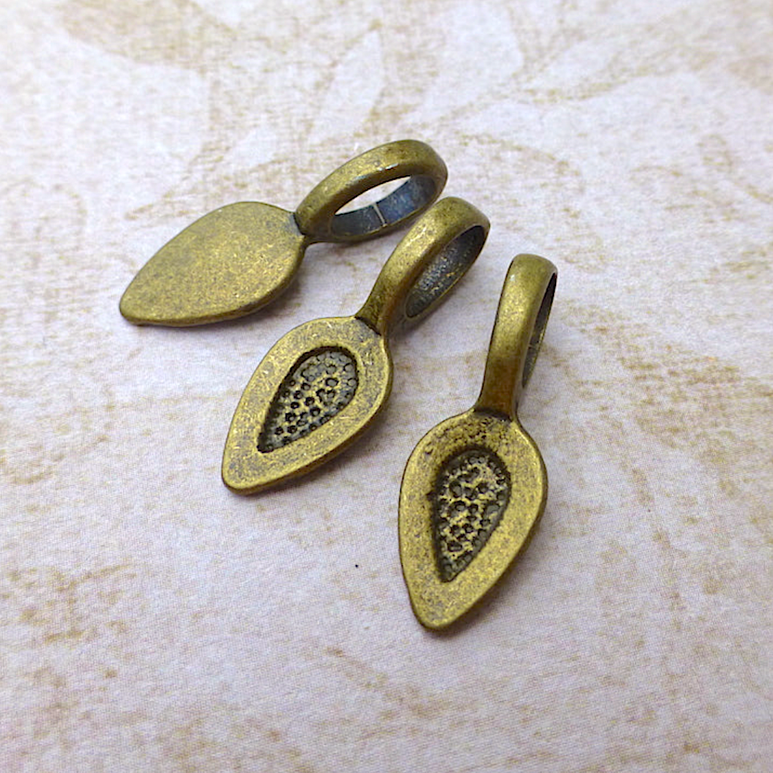 Antique Bronze Colour Glue on Bail Eye - Pack of 20