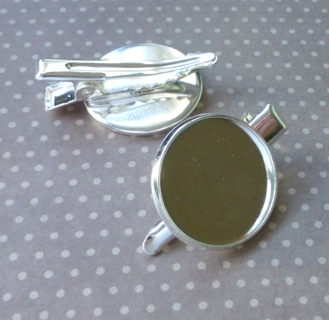 Silver Tone Hair Clips with 20 mm Base - Pack of 4