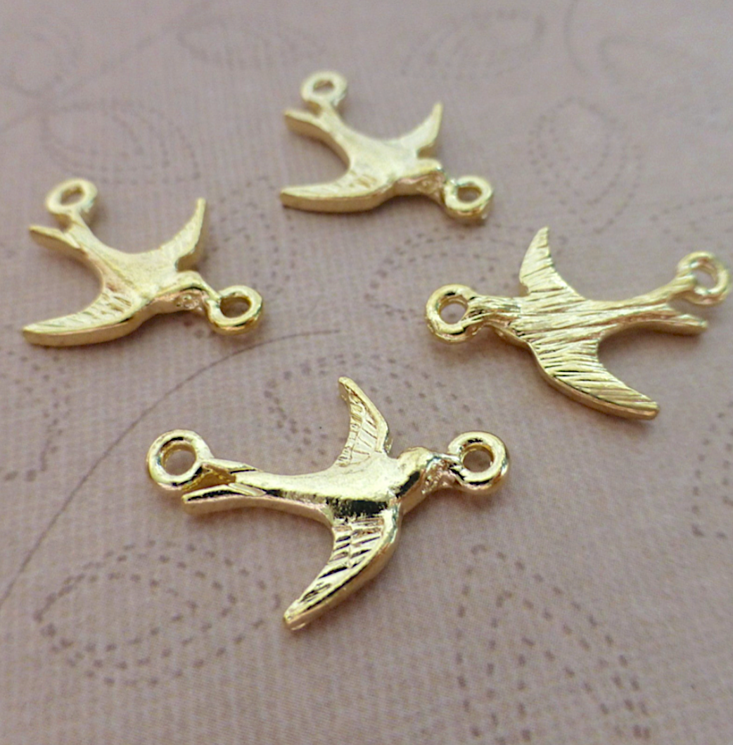 Small Bird Charm or Connector in Gold Colour - Pack of 10