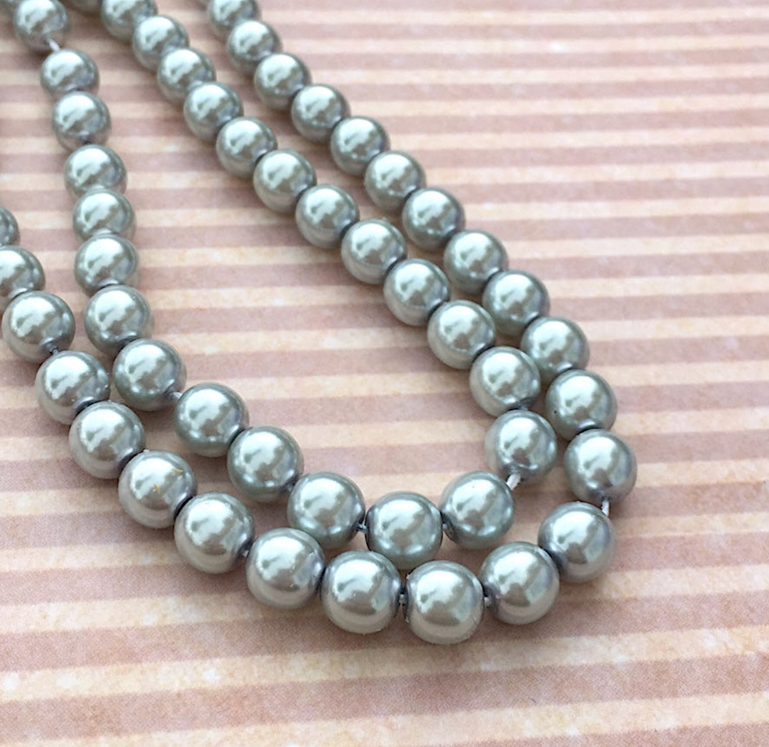 Tanzanite Round Czech Glass Pearls 8mm Strand of 35 beads