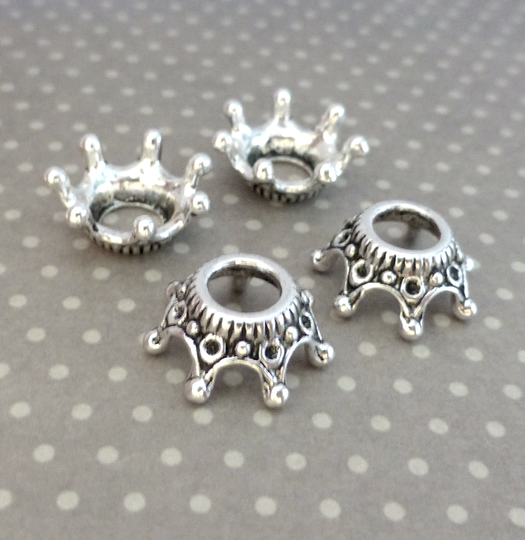 Tibetan Style Antique Silver Crown Bead Caps - Pack of 20