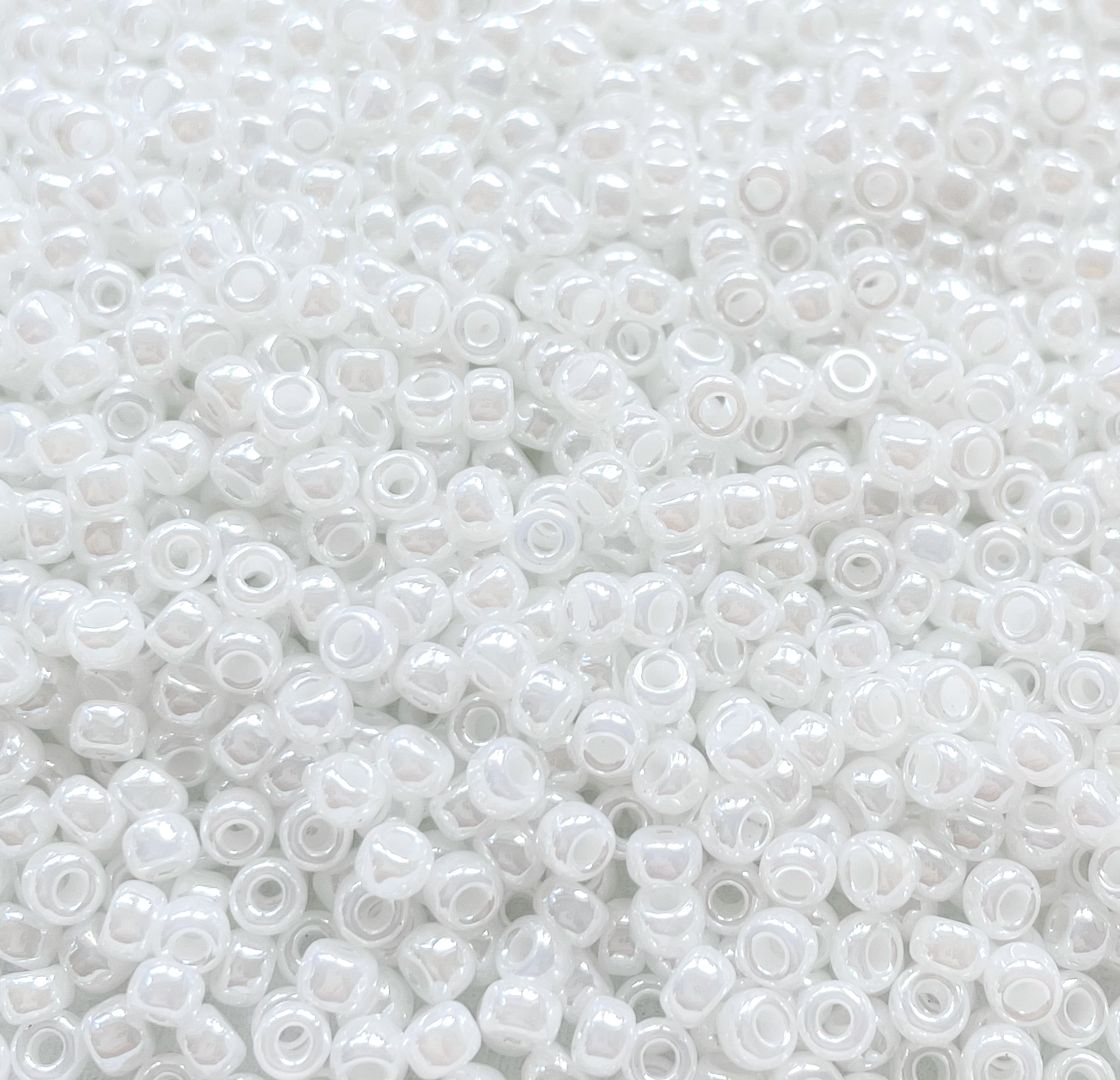 White Pearl Ceylon 8-0528 Miyuki 8/0 Round Japanese Seed Beads 20 grams