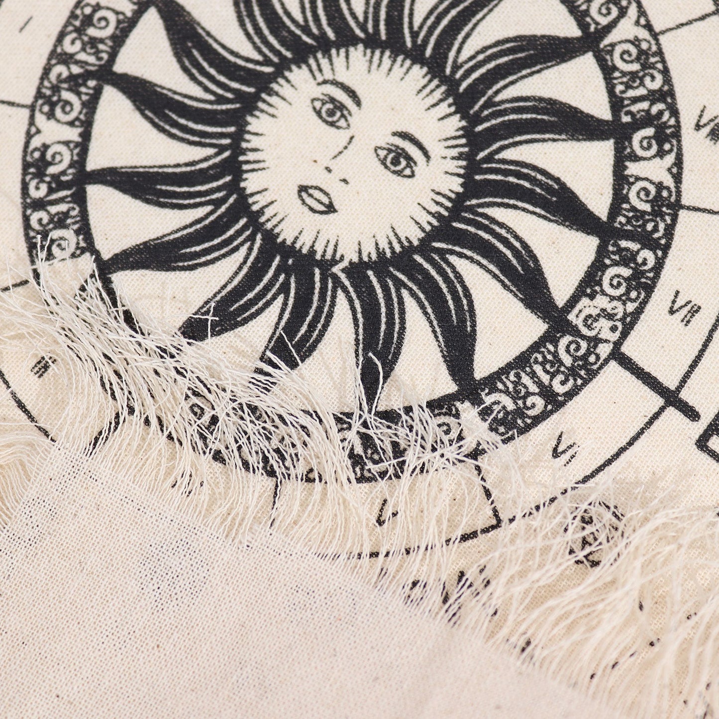 Sun Face Pendulum Divination Cloth Natural & Black