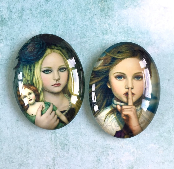 CH005 Large Glass Oval Cabochons with Portraits Pack of 2