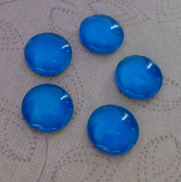 Pack of 20 Mini Glass 10 mm Cabochons Blue