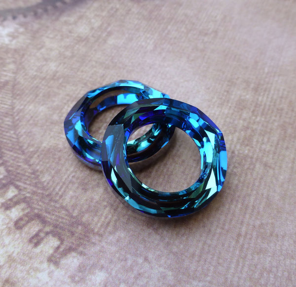 Bermuda Blue Swarovski Cosmic Ring 20 mm