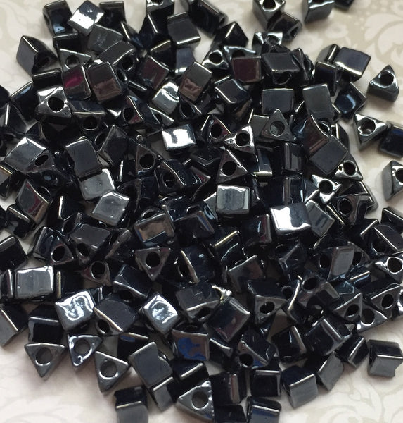 Gunmetal Miyuki Sharp Triangle 5/0 Beads 10 grams  STR5-451