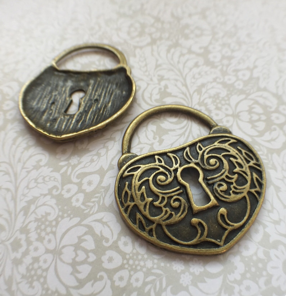 Heart Lock Pendant in Bronze Colour Valentine Pendant Pack of 4